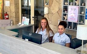 Branco Suites - Rooms & Holiday Apartments